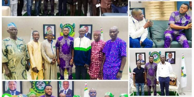 Odi-Olowo/Ojuwoye LCDA: Onigbongbo LCDA Chairman, Community Leaders Pay Condolence Visits To Hon. Seyi Jakande Over Loss Of Councillor