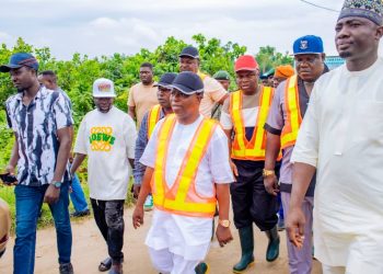 Olowa Visits Abule Pan, Shapati, Orhers For Flood Mitigation