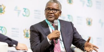 Dangote reaffirms capacity to supply 75 million litres of petrol daily